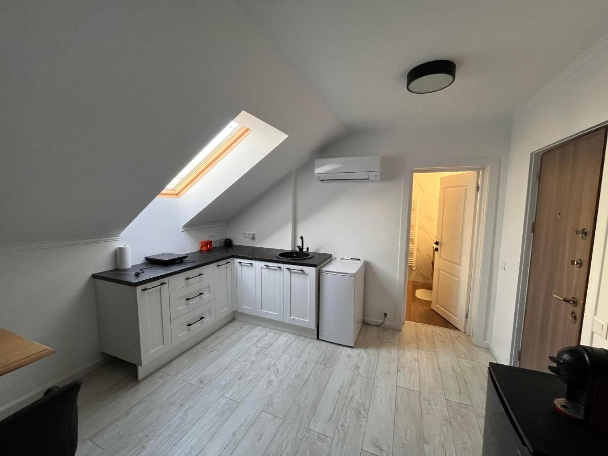Lira Holiday Apartments - Housity