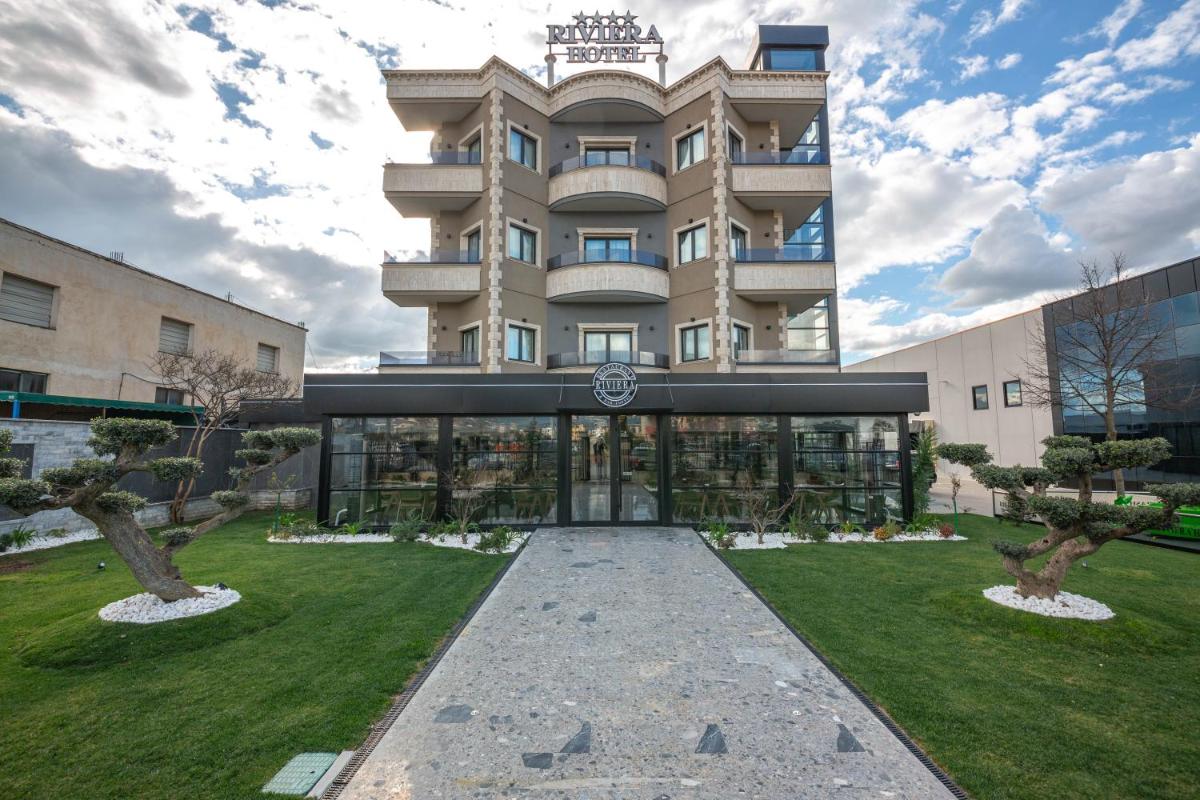 Hotel Riviera - Housity
