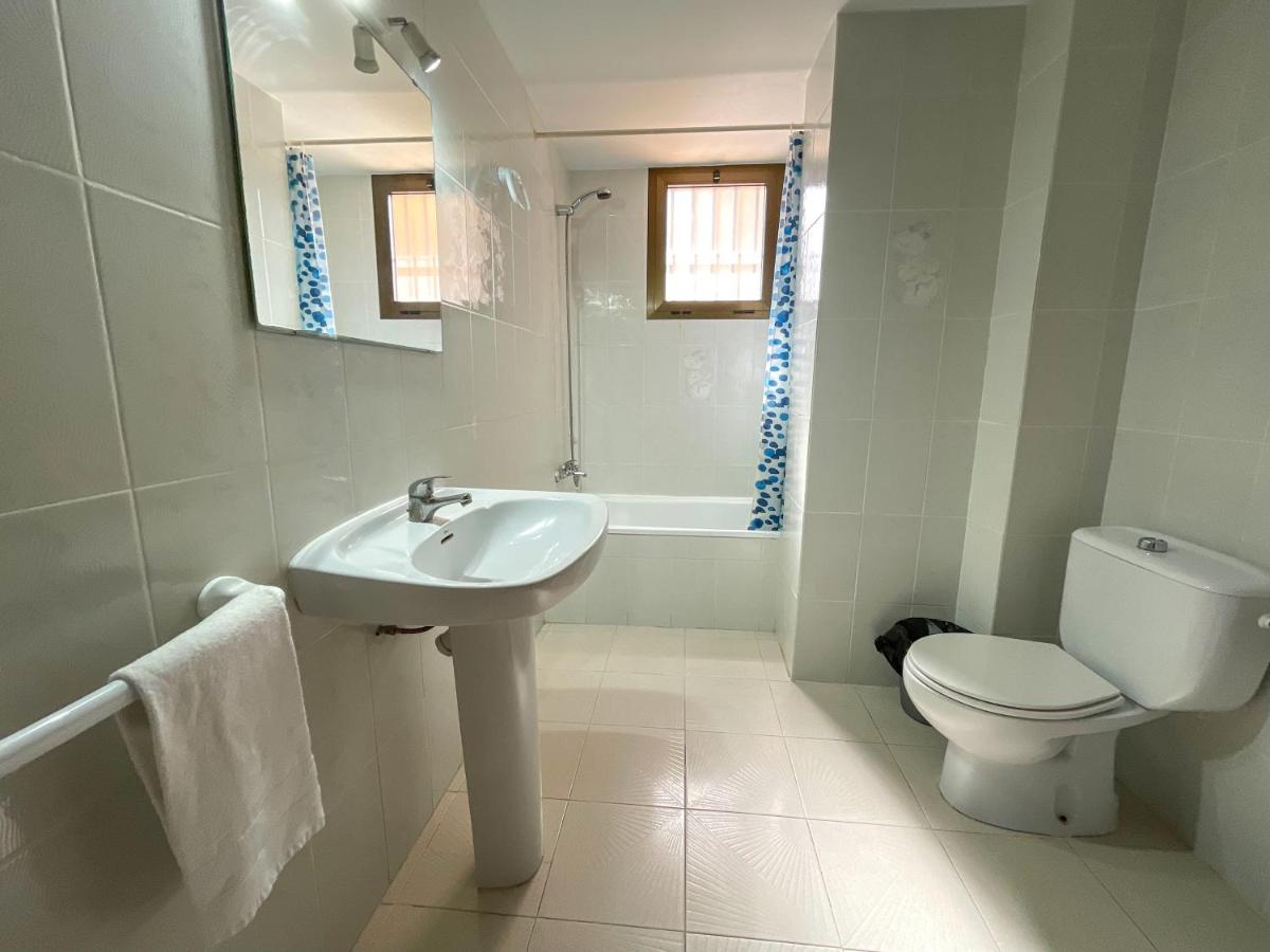 Apartamentos Oropesa Primera Línea 3000 - Housity