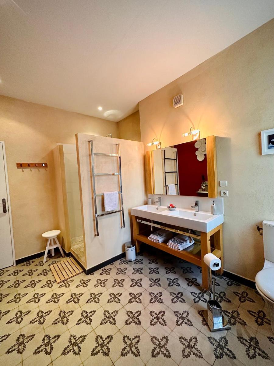 Lacanepière - Housity