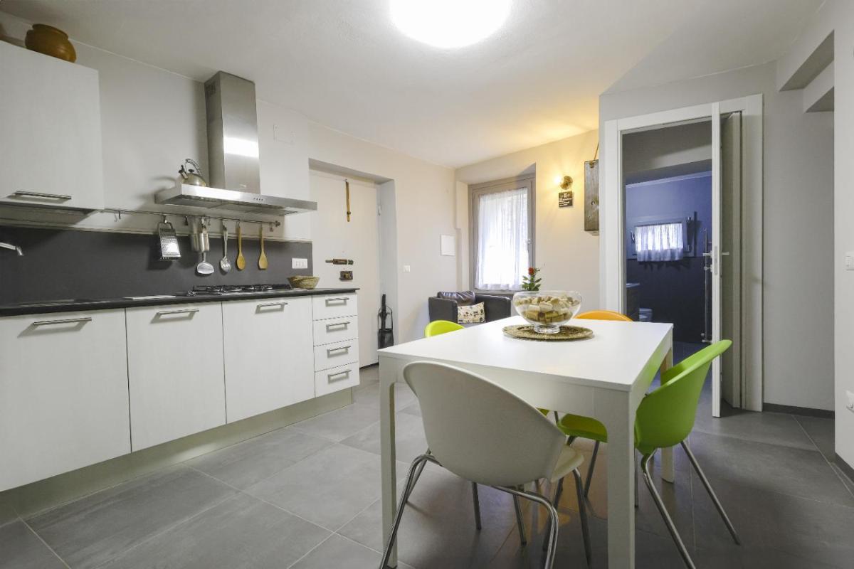 Casa Vacanze Vicolo della Luna - Housity