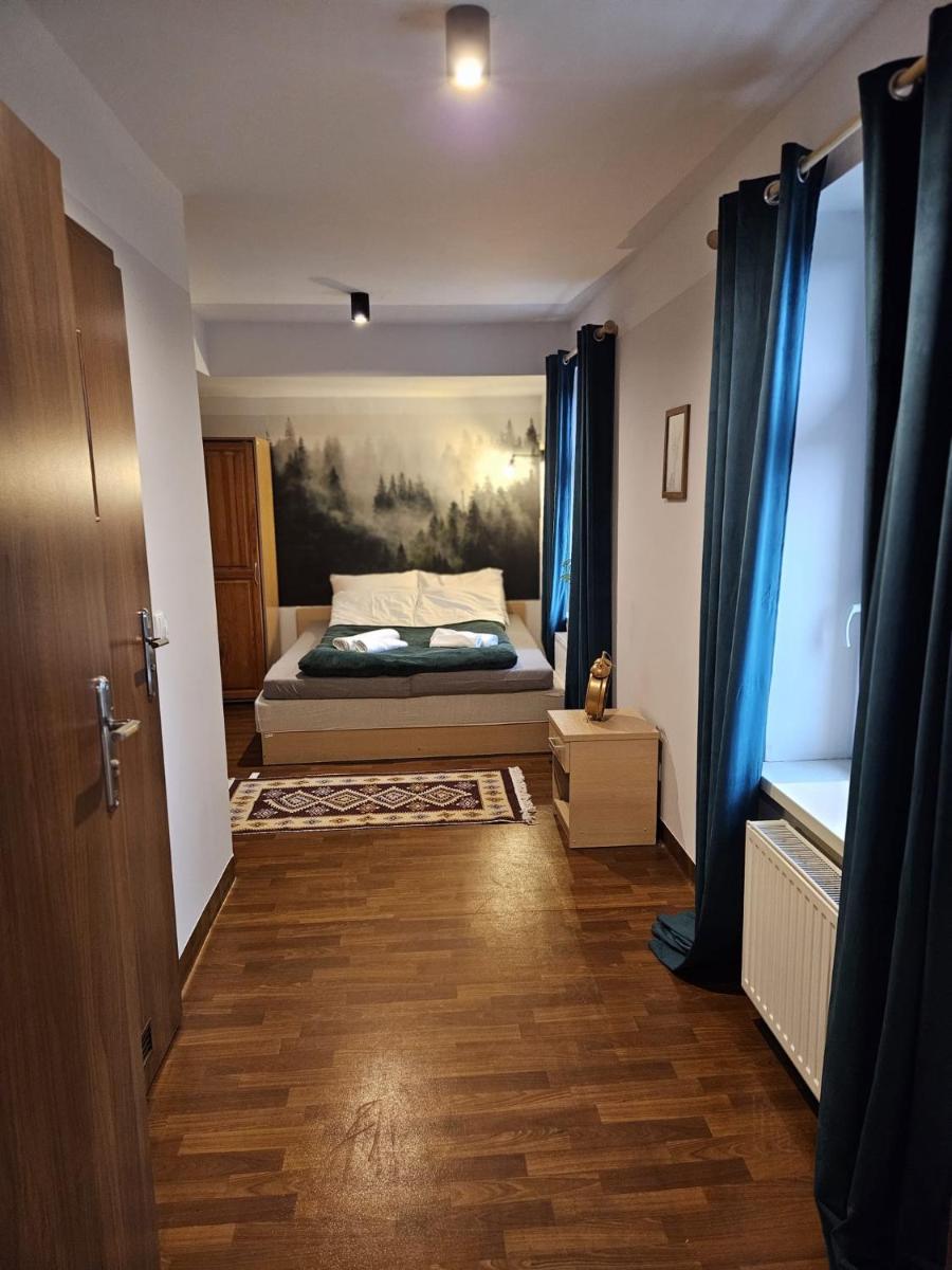 Dworek Szumilas - Housity