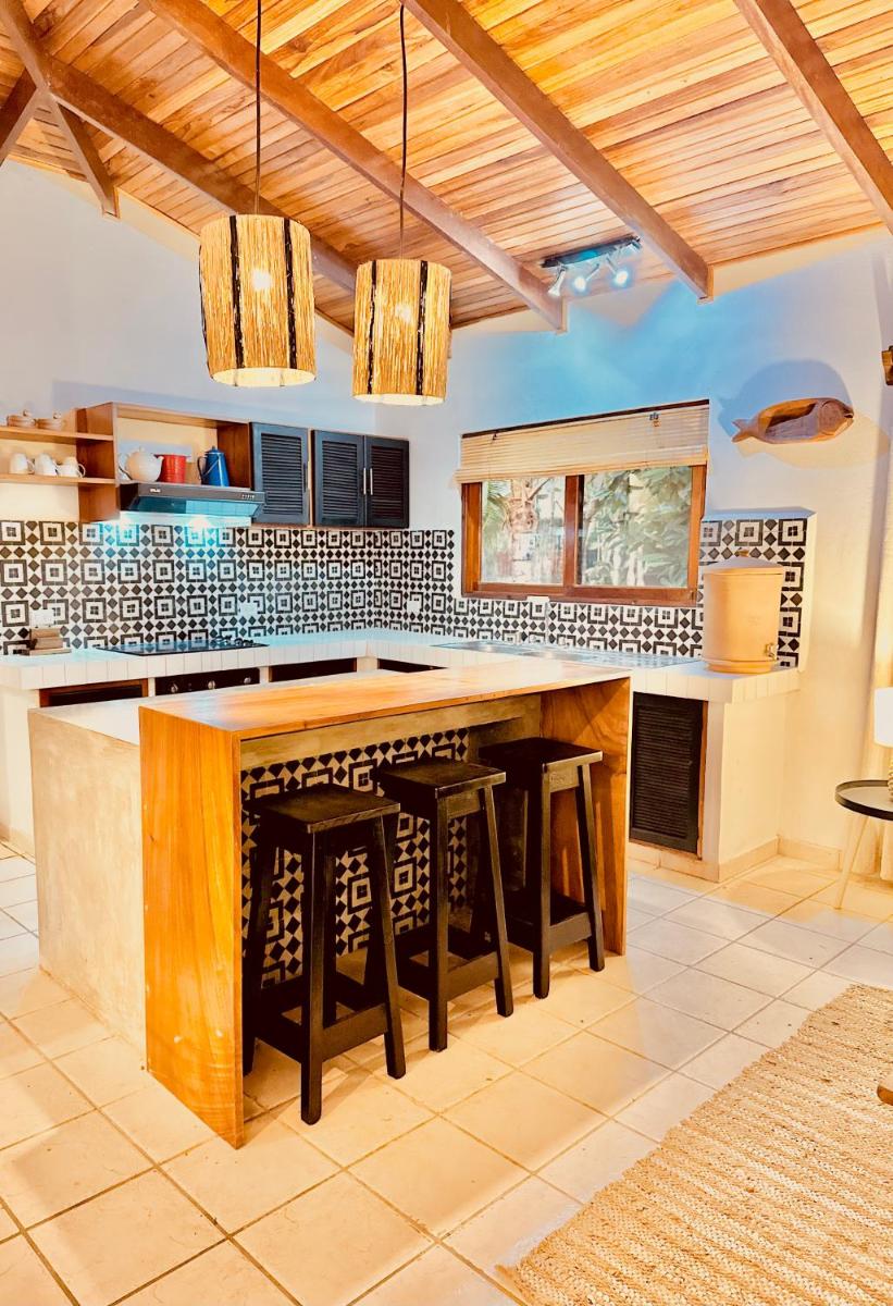 Curiol Boutique Hotel & Lounge - Housity