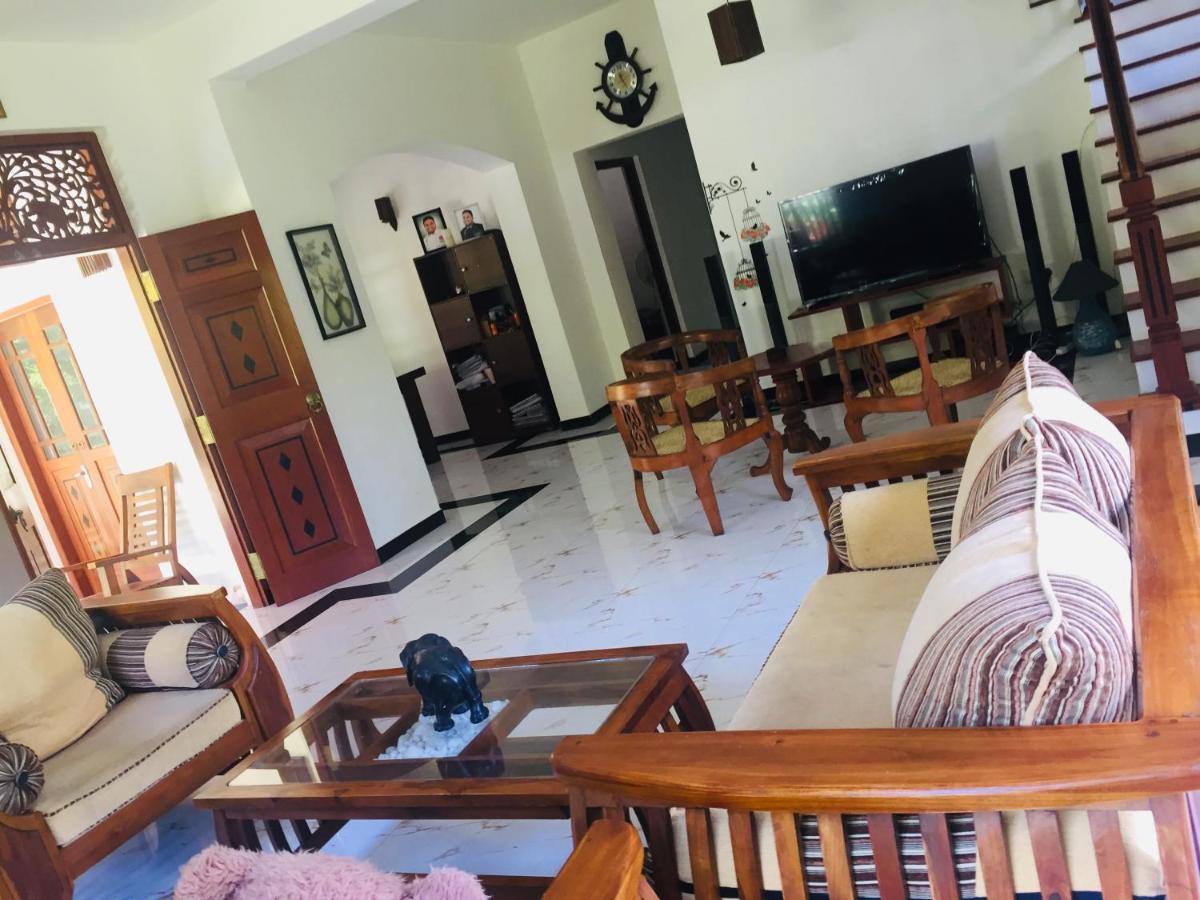 Villa 252 Kosgoda - Housity