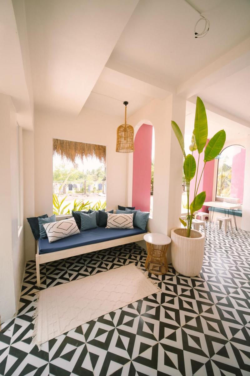 BIG WAVES BOUTIQUE HOTEL SIARGAO - Housity