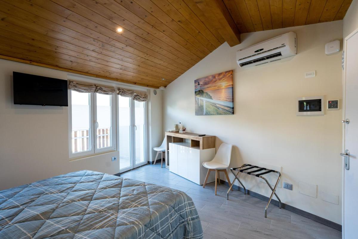 RESIDENCE VILLA ELI - Hizvo