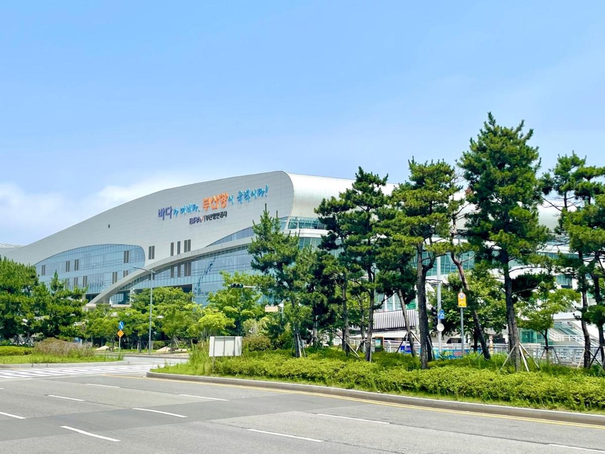 Brown Suites Busan Station - Housity