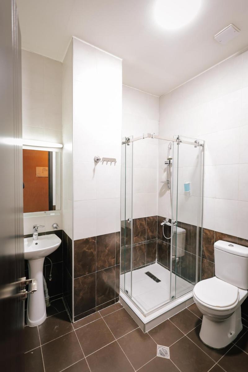 Hotel Darchi - Housity