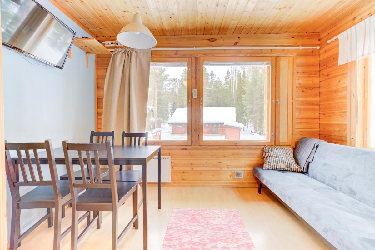Pyhäkoti Holiday Home - Housity