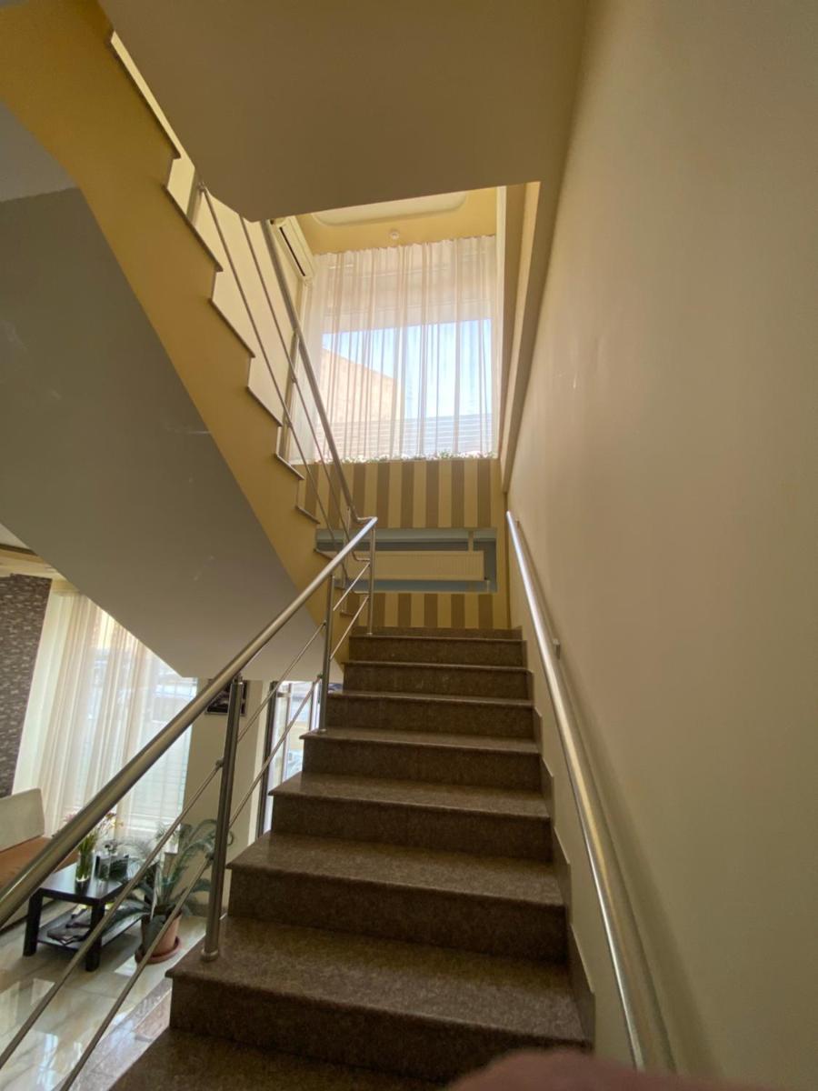 Hobby Hotel - Housity