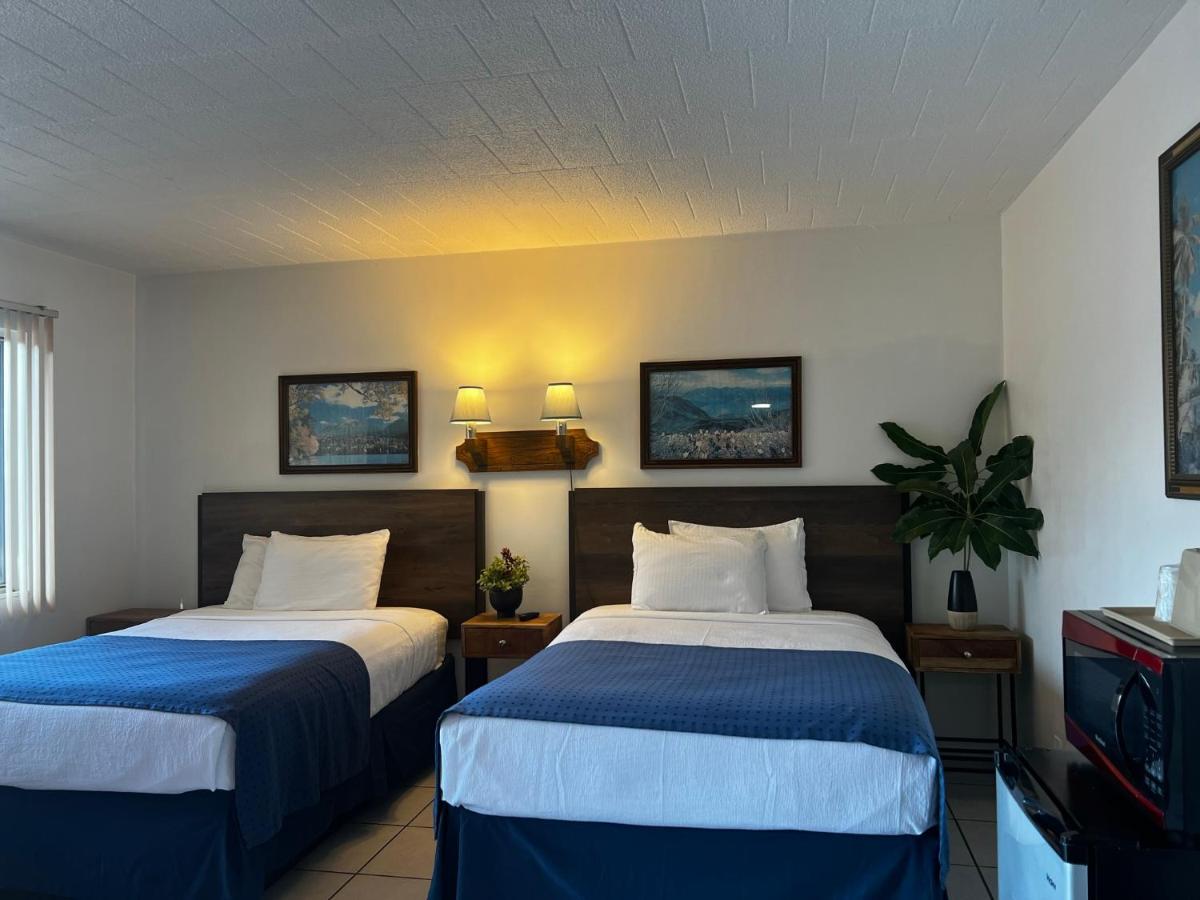 Nocturne Motel - Housity