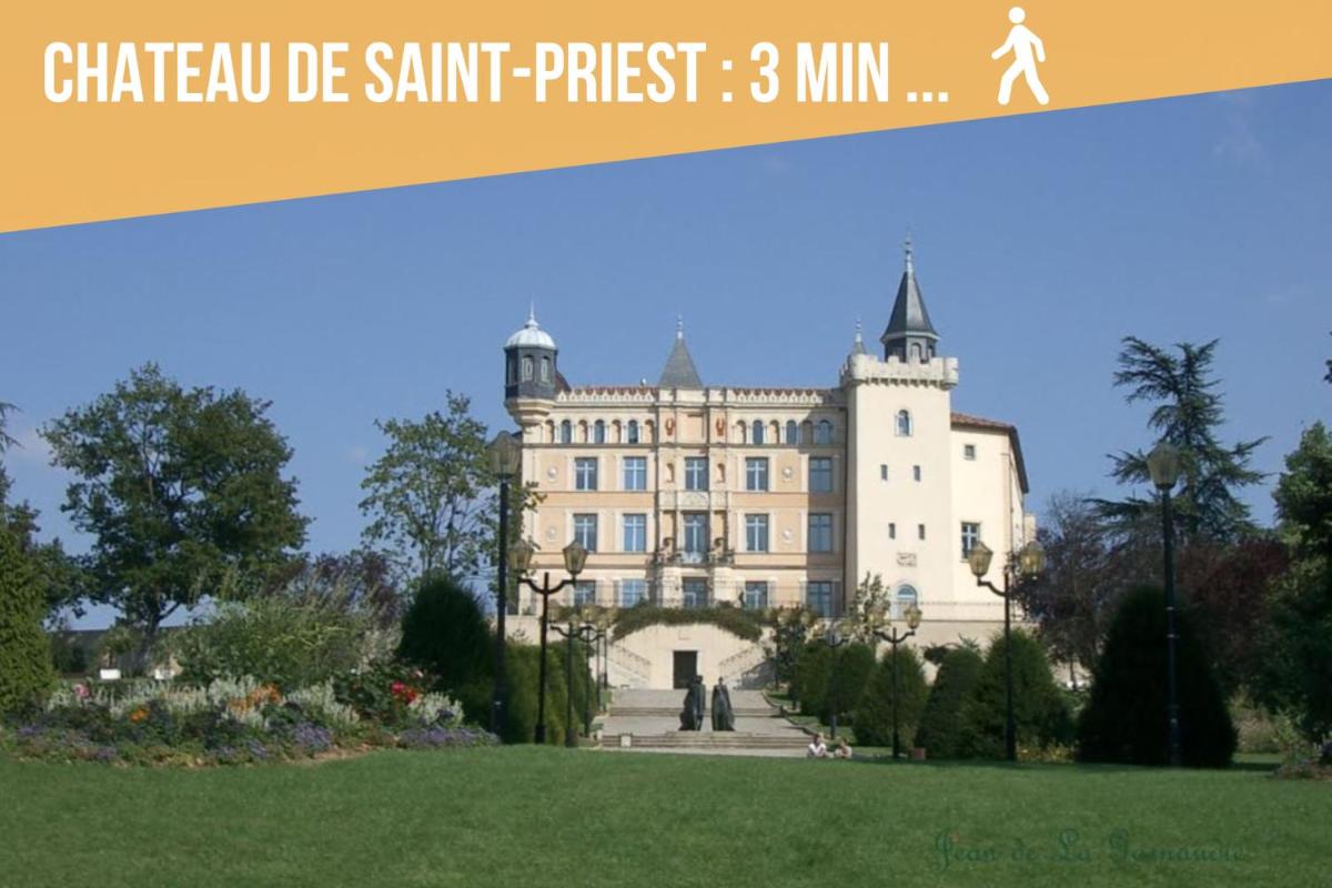 Cosy Appart - Balcon, parking, spacieux T2 - Proche Eurexpo Stade - Housity