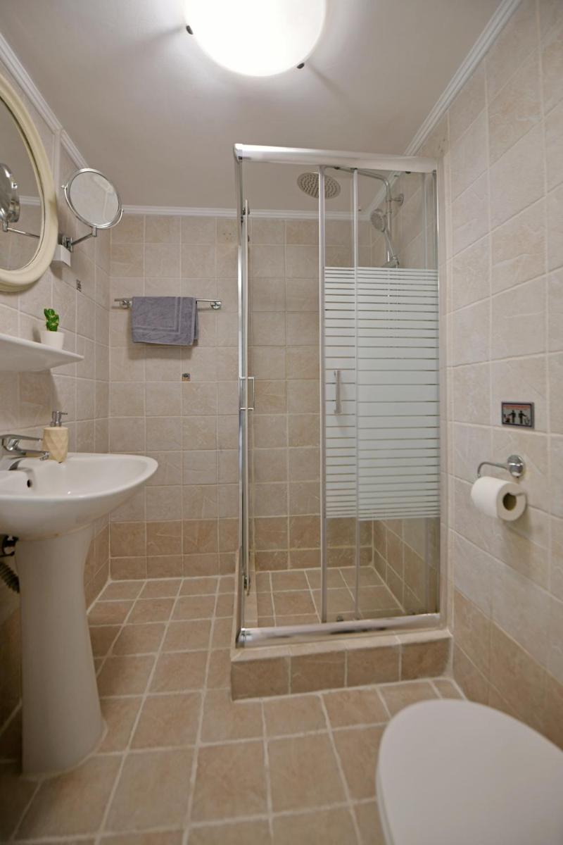 ΚΑΛΛΙΟΠΗ 1 - Housity