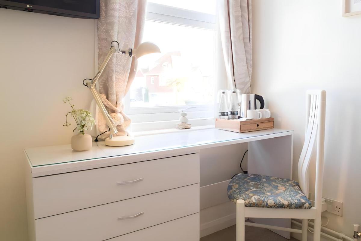 Poole Park House - Housity