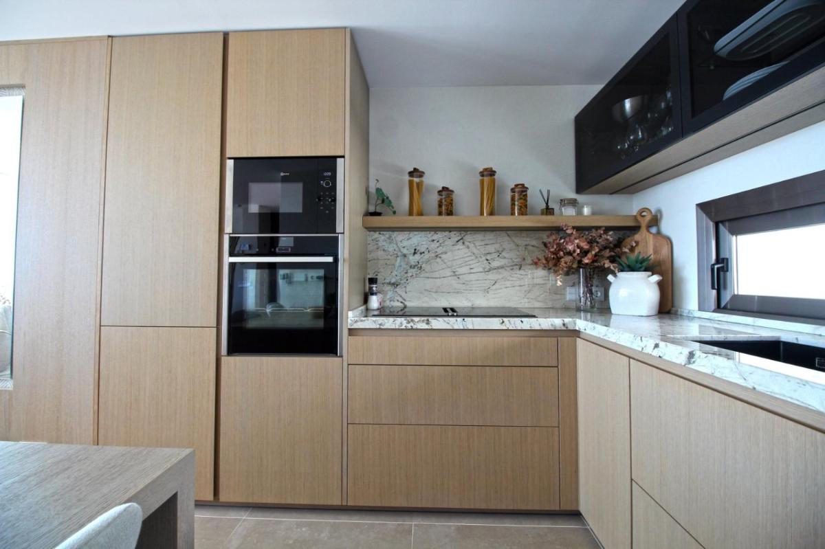 Apartment Aria By The Beach - Housity