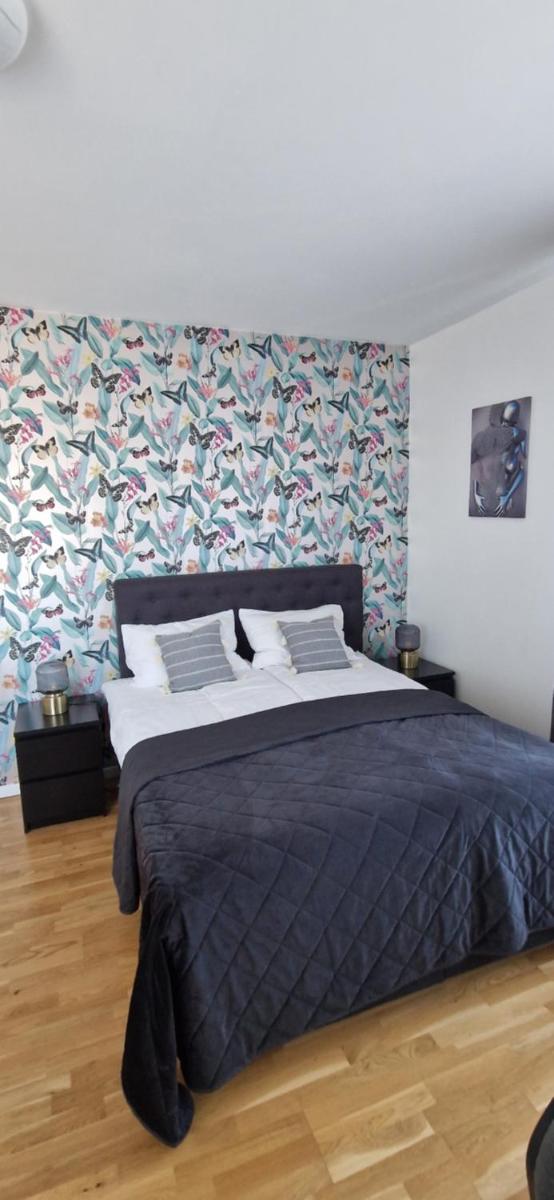 Akmenės svečių apartamentai Šypsena - Housity
