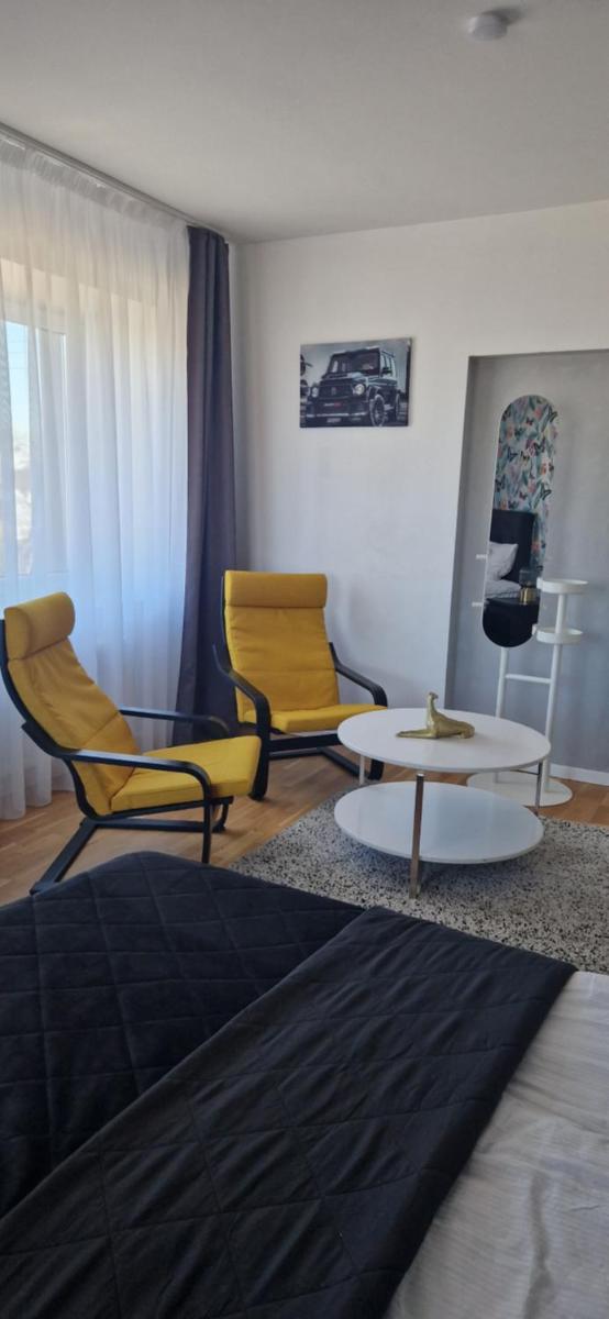 Akmenės svečių apartamentai Šypsena - Housity