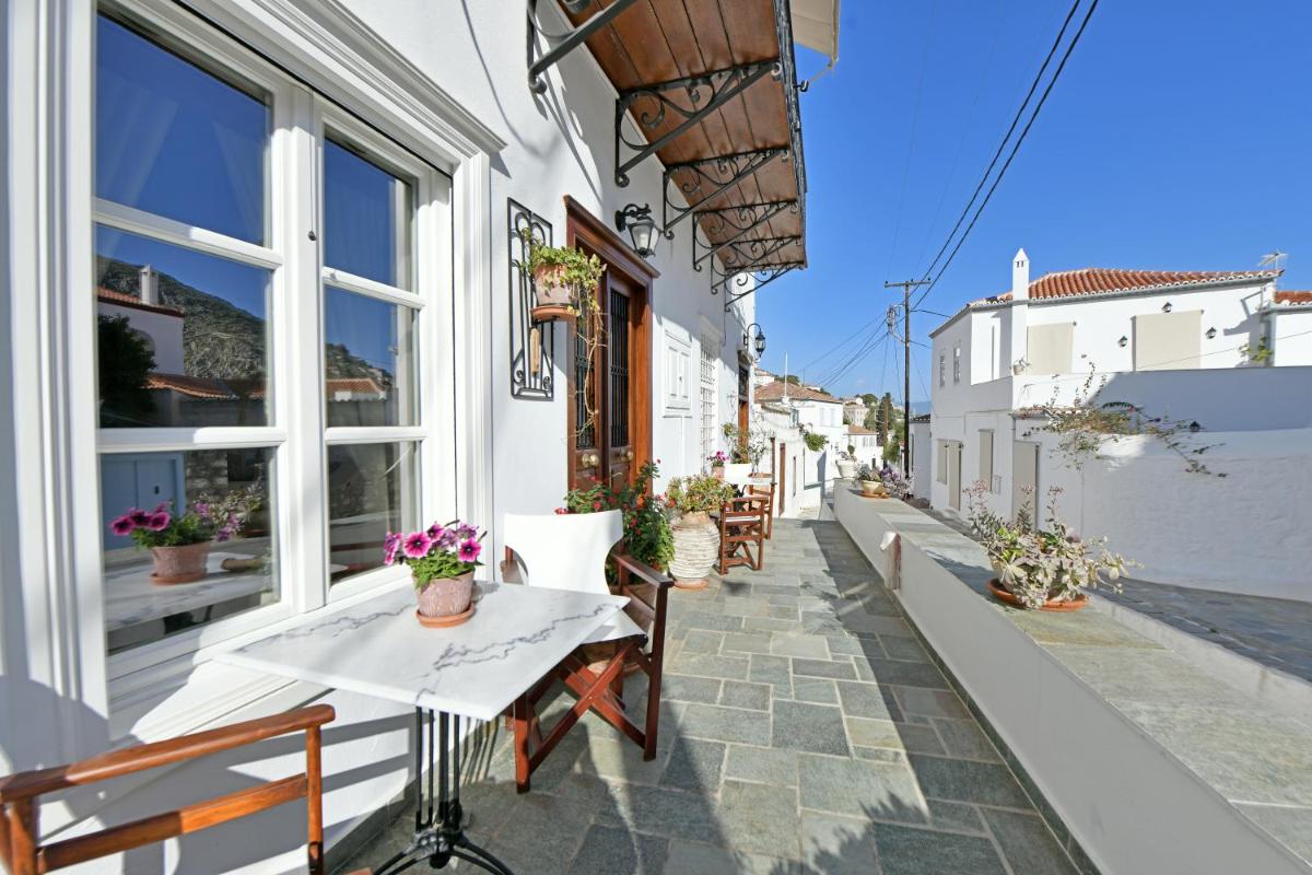 ΚΑΛΛΙΟΠΗ 1 - Housity