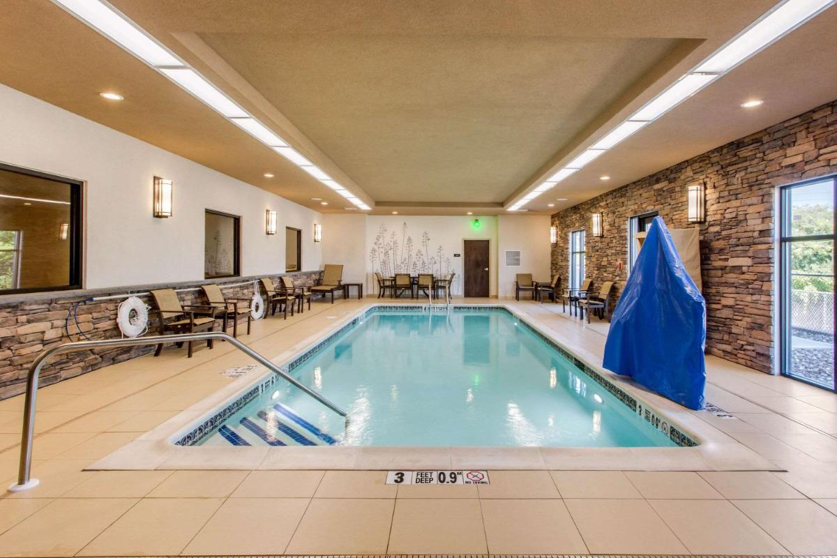 Sleep Inn & Suites Middletown - Goshen - Housity