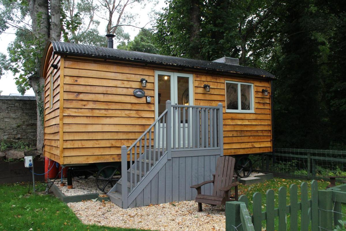 The Apple Inn - Housity