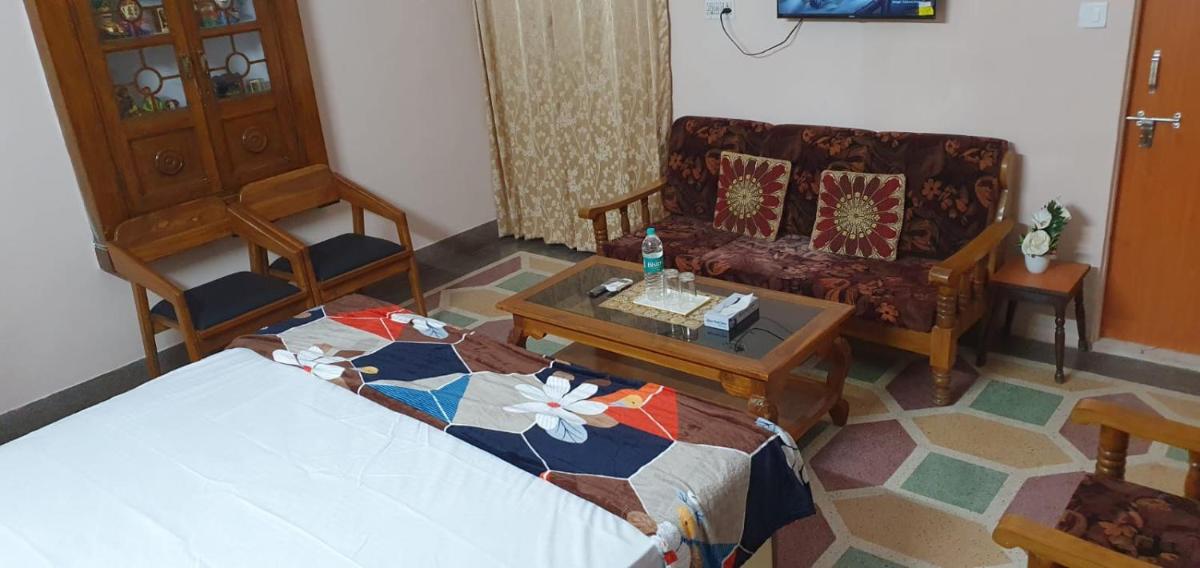 Bani Park Cottage - Housity