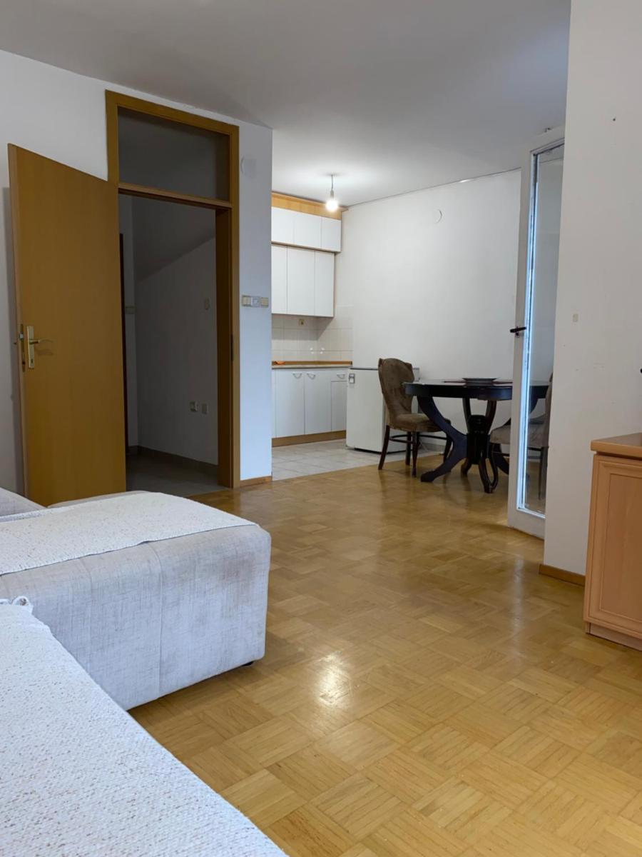 Struga Studio Appartment - 20 meters from the beach - Housity