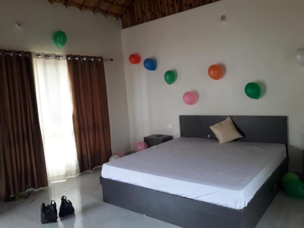 ATHARV GUEST HOUSE - Housity