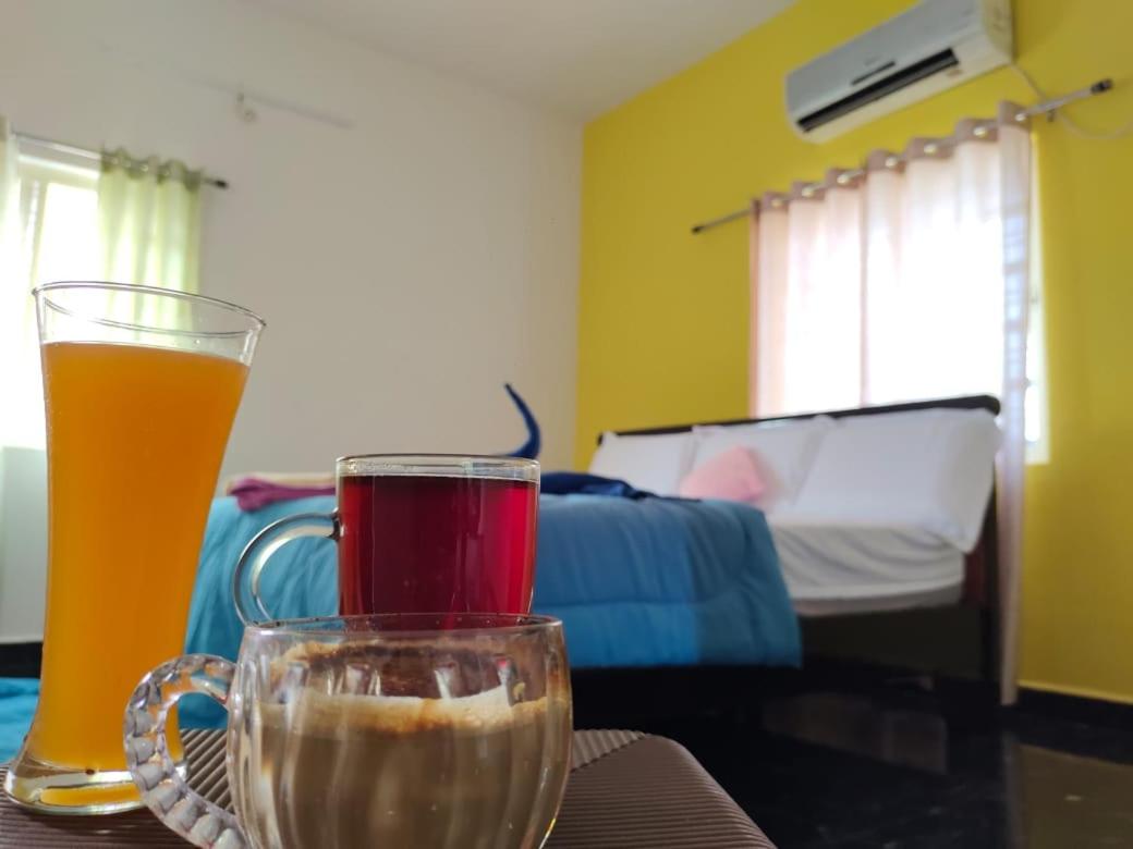 ATHARV GUEST HOUSE - Housity