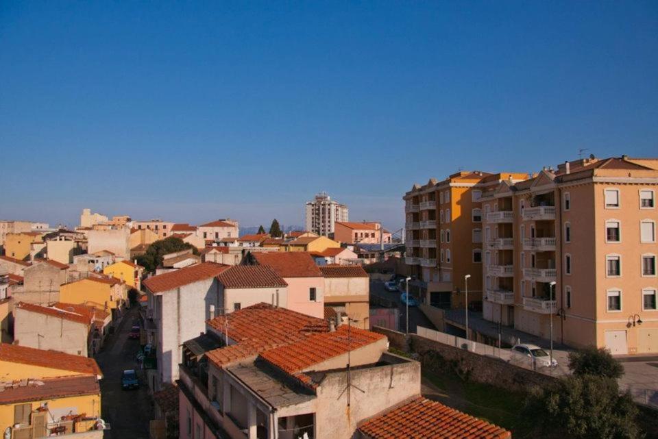 Domo Janas Affittacamere Guesthouse - Housity