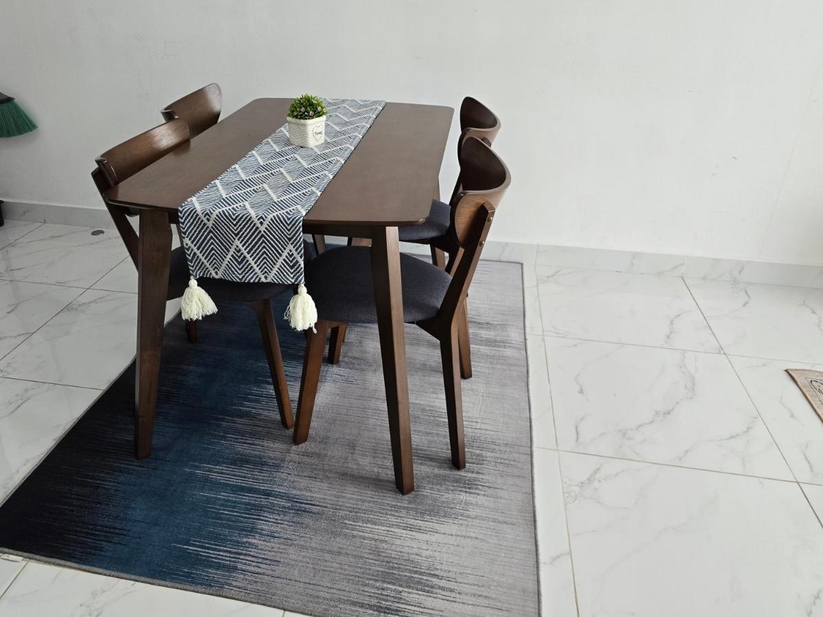 Trio Guest House at Troika Kota Bharu - Housity