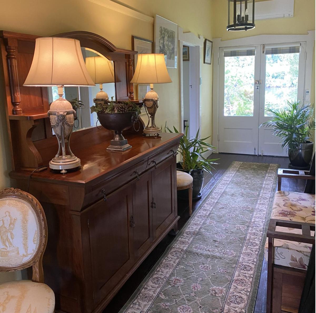 River Front Estate - Housity