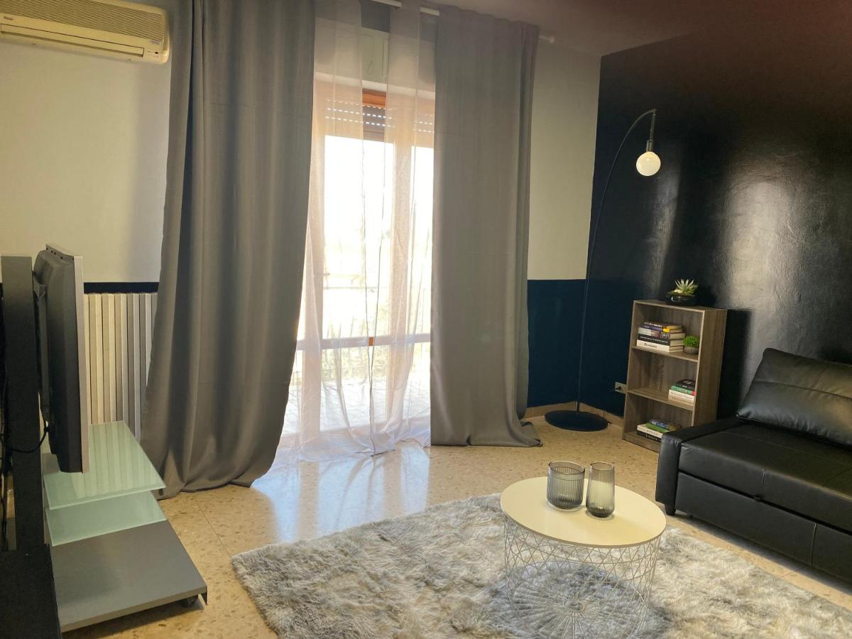 B Amp B Il Quadrifoglio Jesi - Housity