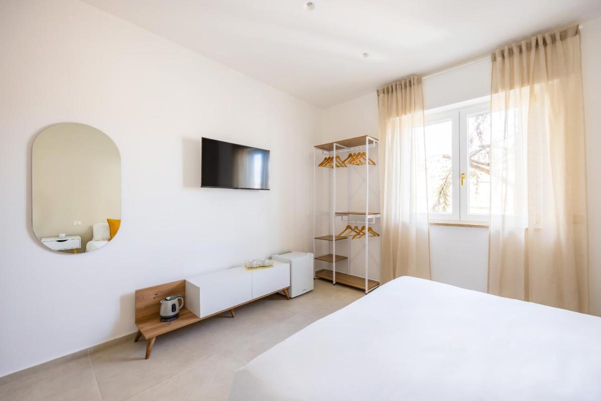 Suitetrails - Montesanto View Rooms by Wonderful Italy