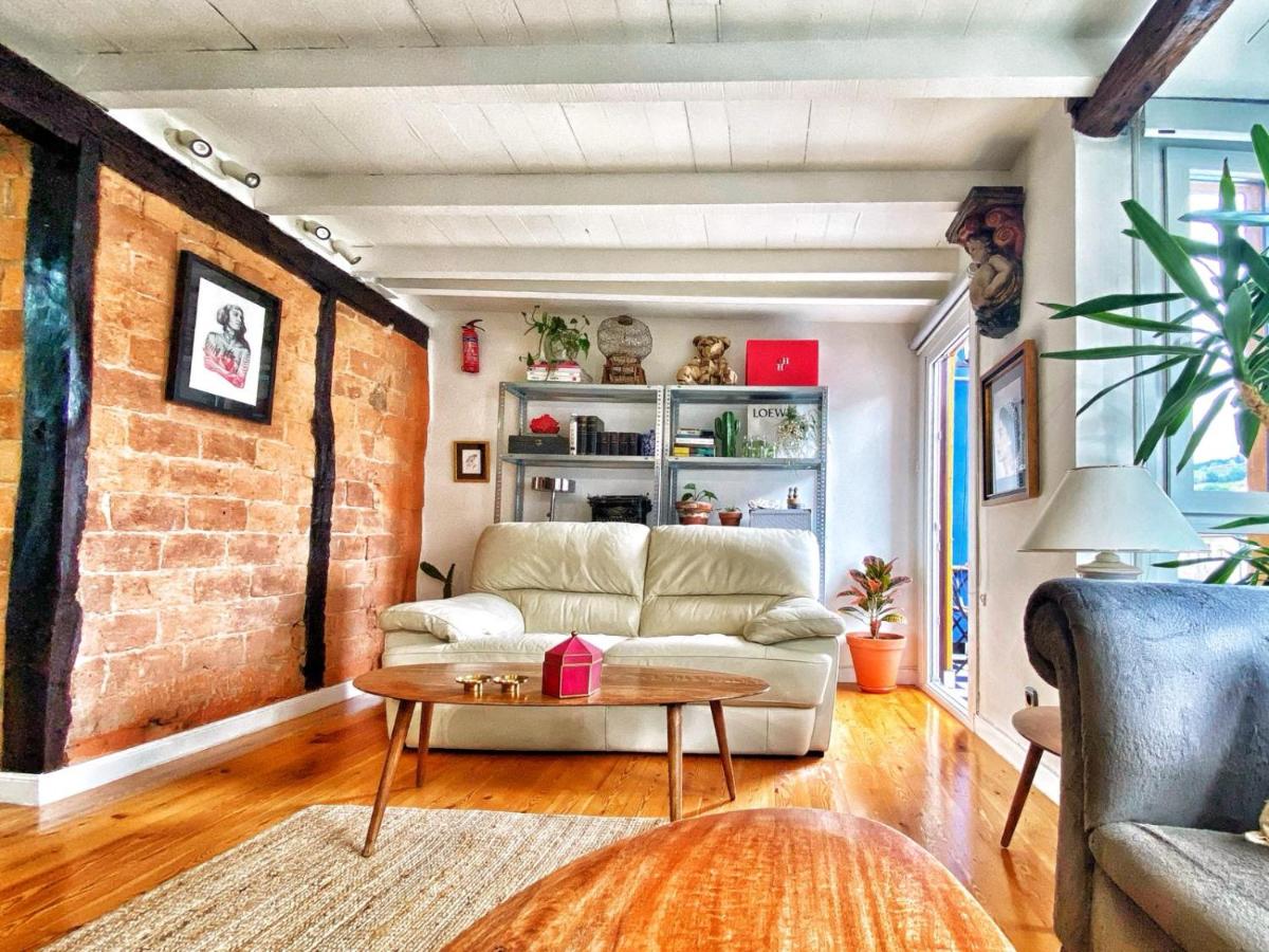 Moderno Dúplex para 3 en Centro de Bermeo con Wifi - Housity