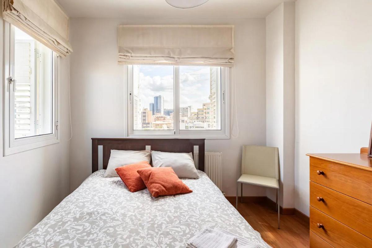 Suitetrails - Warm Residence in the heart of the City Center - Balcony & view