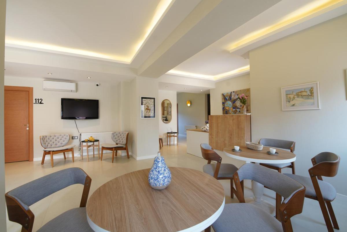 Oikos Bozcaada - Housity