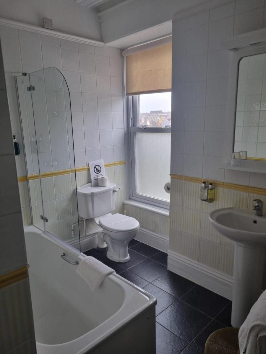 Hotel Penzance - Housity