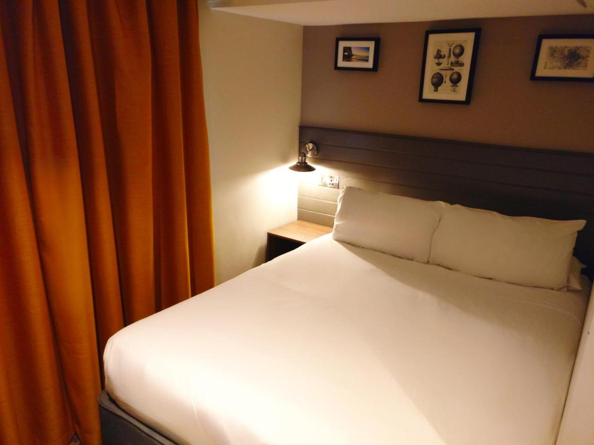 Almondsbury Inn & Lounge - Housity