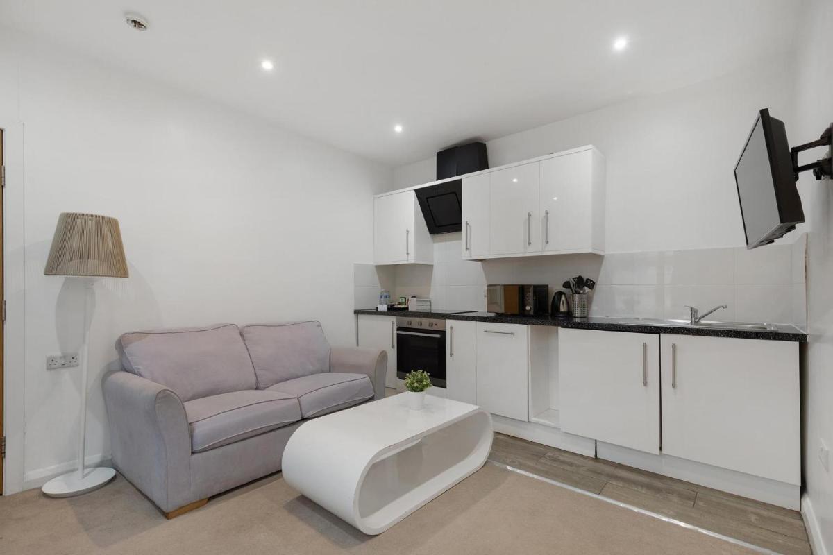 Central and Modern One Bedroom Flat 201 - Housity