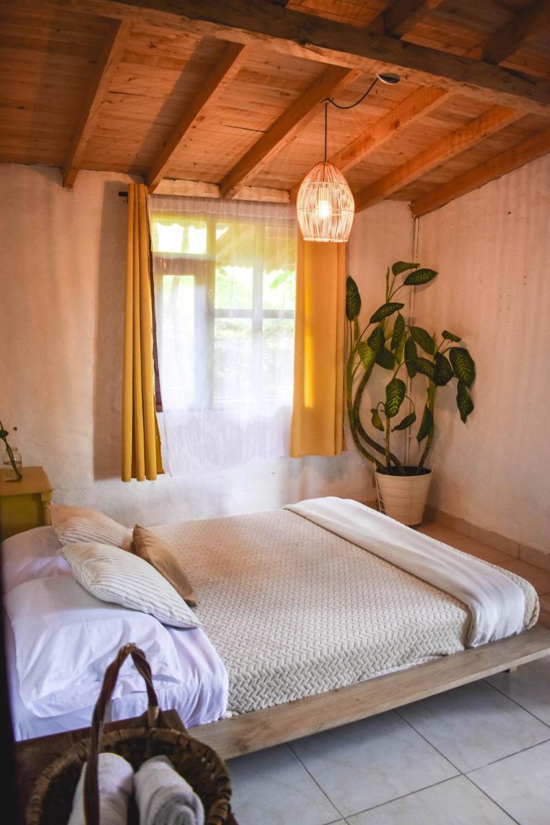 Casa Profunda - Santa Elena - Housity