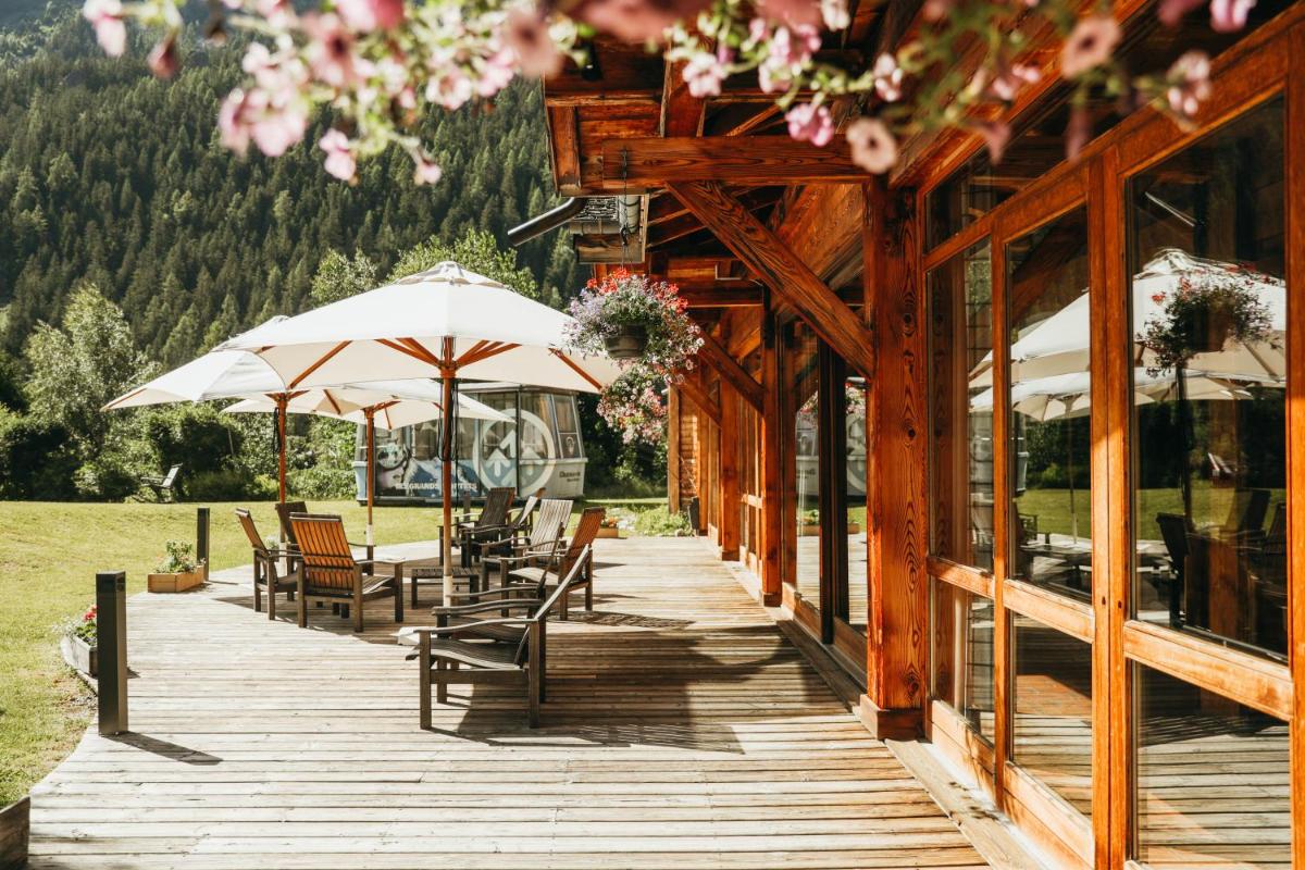 Jardin de l'établissement Les Grands Montets Hotel & Spa