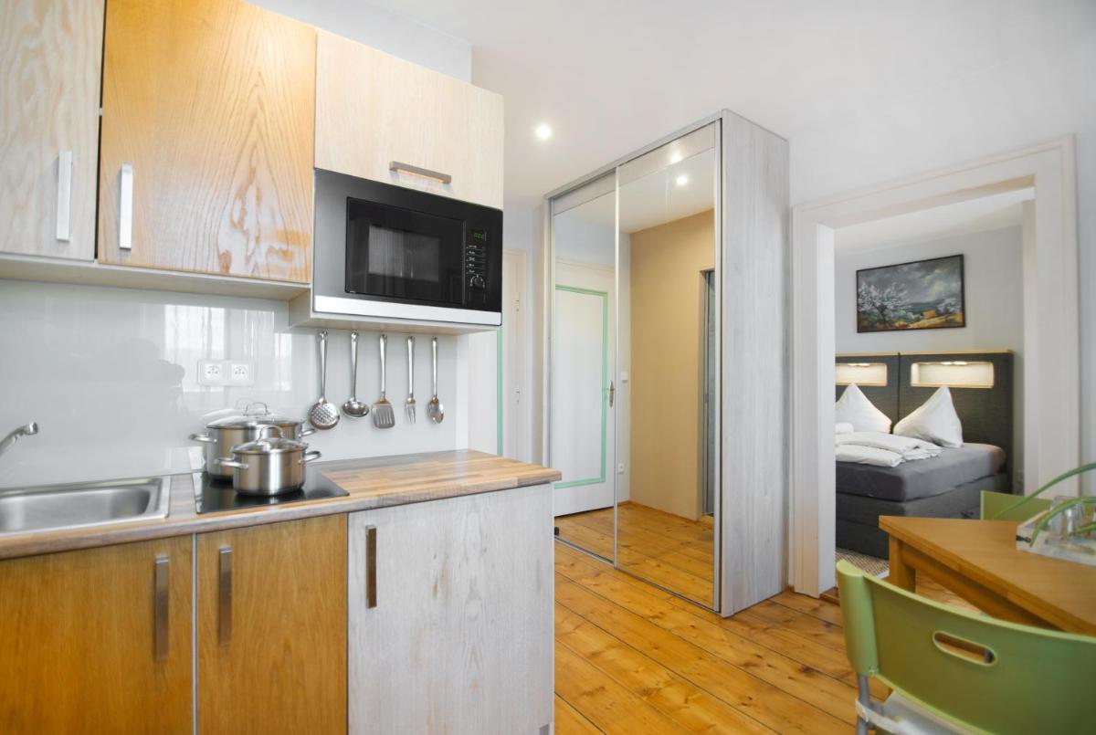 Pension Ayky - Housity