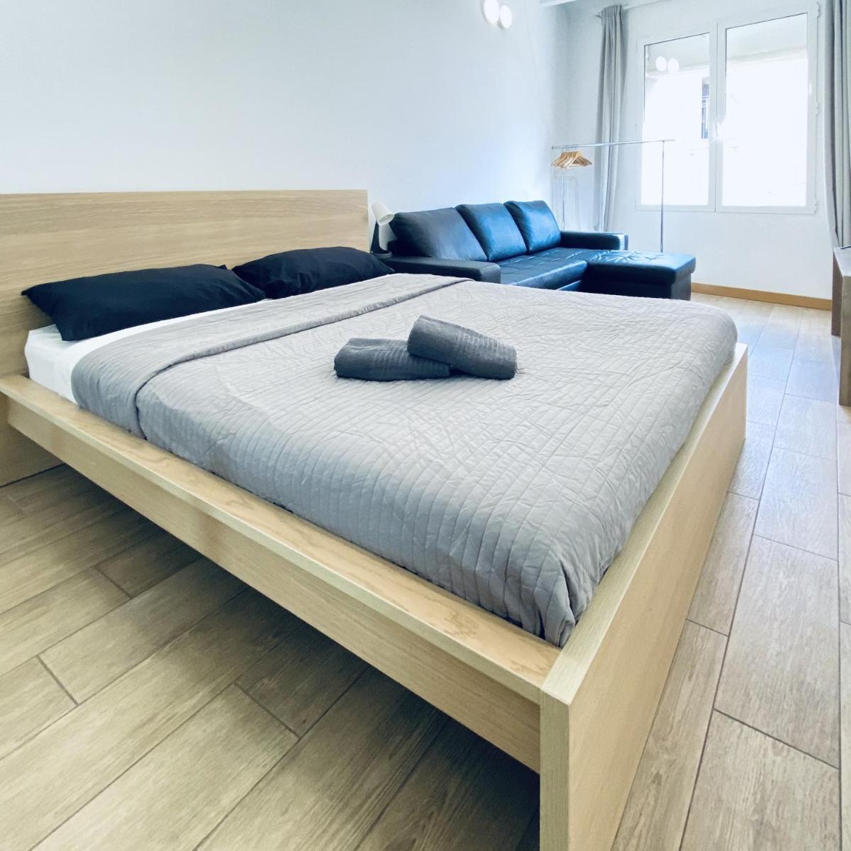 APL SANTS LOFTS BCN FiRA CAMP NOU - Housity