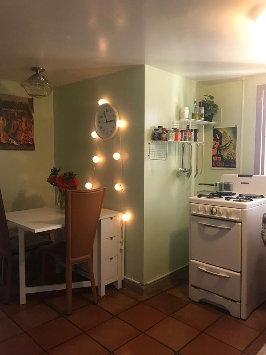B-Love's Guest House - Housity