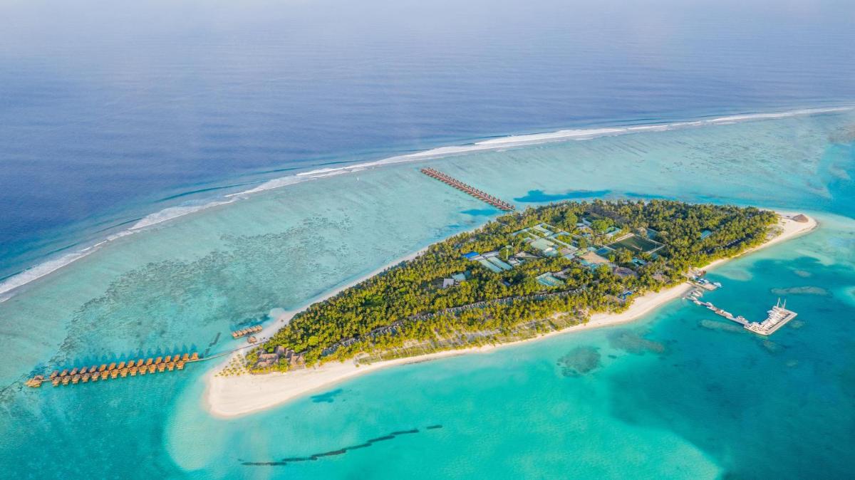 Meeru Maldives Resort Island - Housity