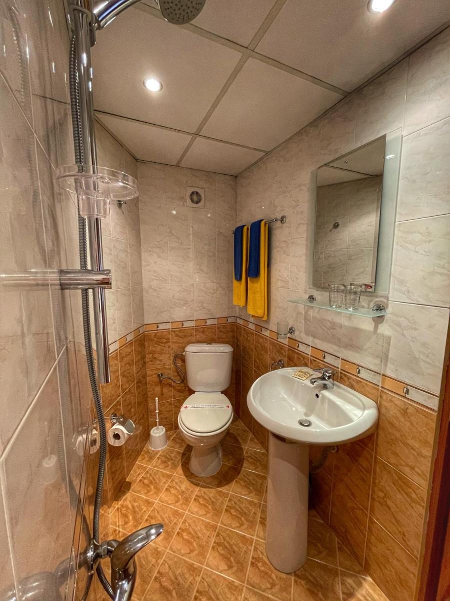 Guest rooms Colorit - Hizvo