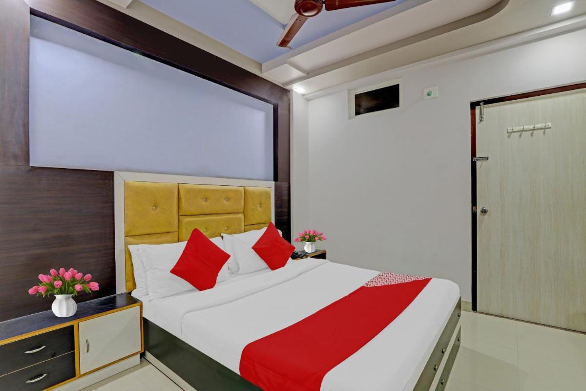 Collection O Hotel Shiv Villa - Housity