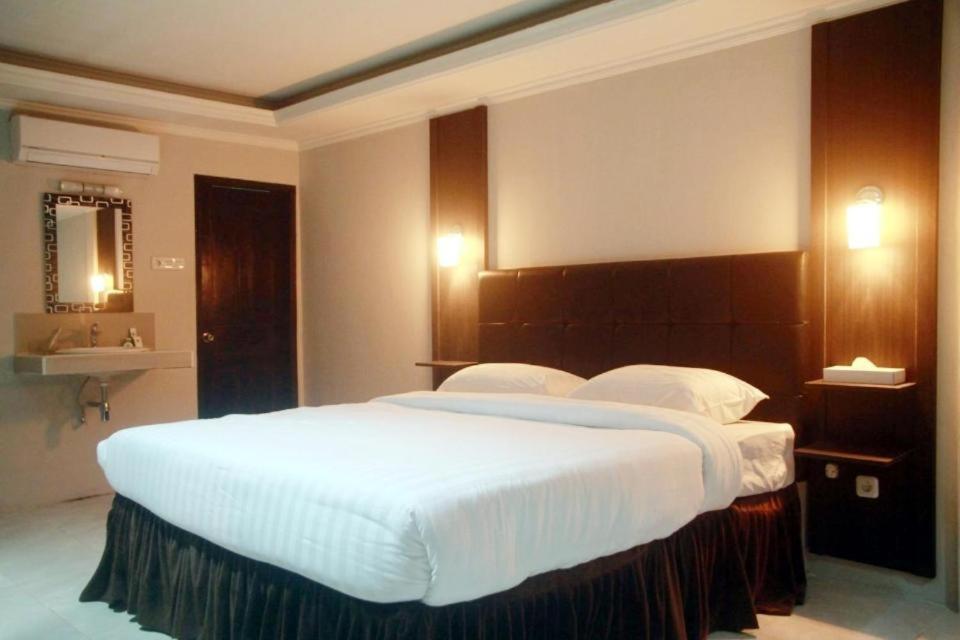 Cikidang Resort - Housity
