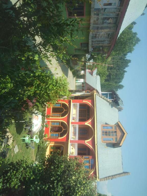 WANI GUEST HOUSE - Housity