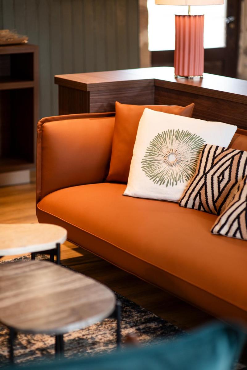 Coin salon dans l'établissement La Maison OBONO Hôtel & Spa
